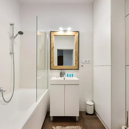 Fort Sluzew Glamorous Apartament *